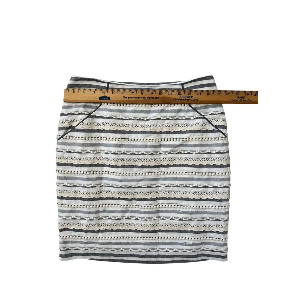 Tabitha Anthropologie Ivory Gray Striped Skirt Pockets Lace Trim‎ Size 4 - Picture 2 of 4